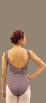 Κορμάκι εξεταστικής με σούρα μπρος πίσω - Image 2